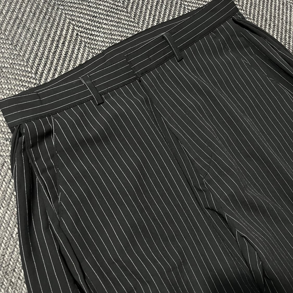 SIGNATURE 시그니처 멀티턱 와이드 스트라이프 슬랙스 상품이미지2