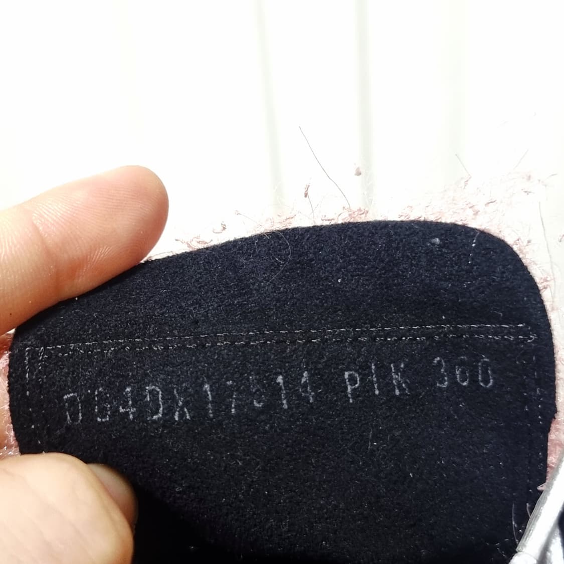 슈콤마보니 글리터링 핑크퍼 스니커즈 운동화 (230/표기360) 상태굿 상품이미지7