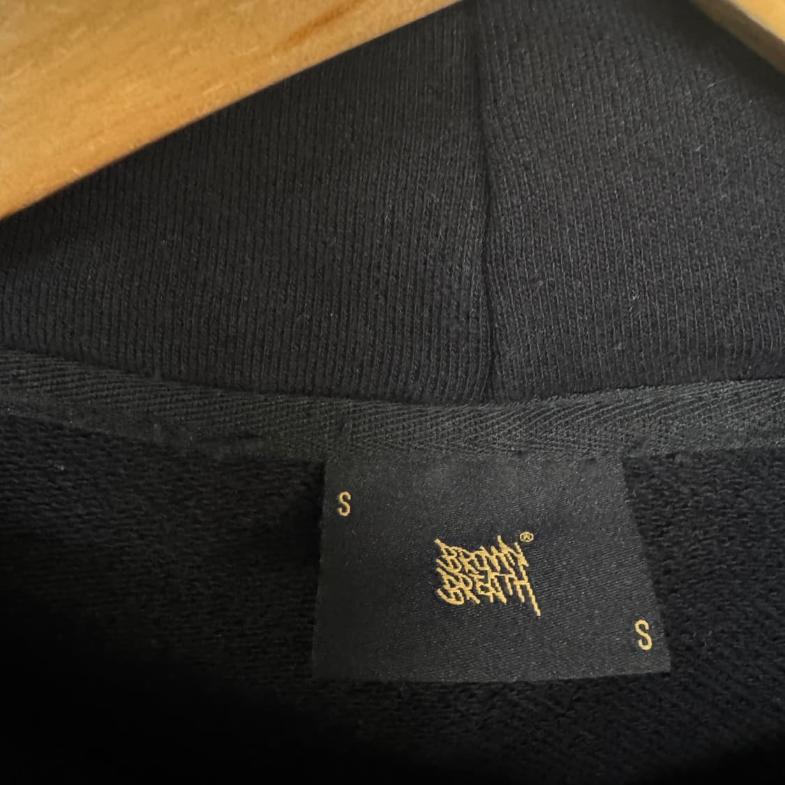 브라운브레스 페인팅 로고 후드티 상품이미지5