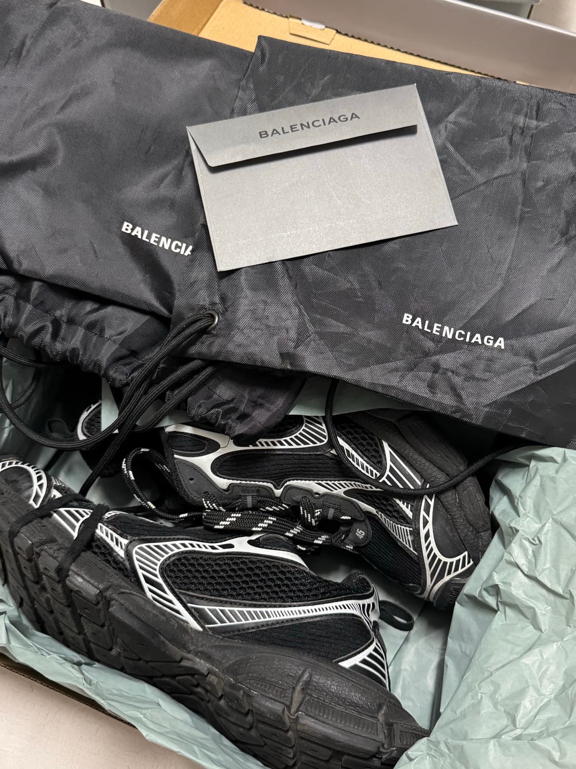 발렌시아가 3xl 블랙 44 상품이미지2