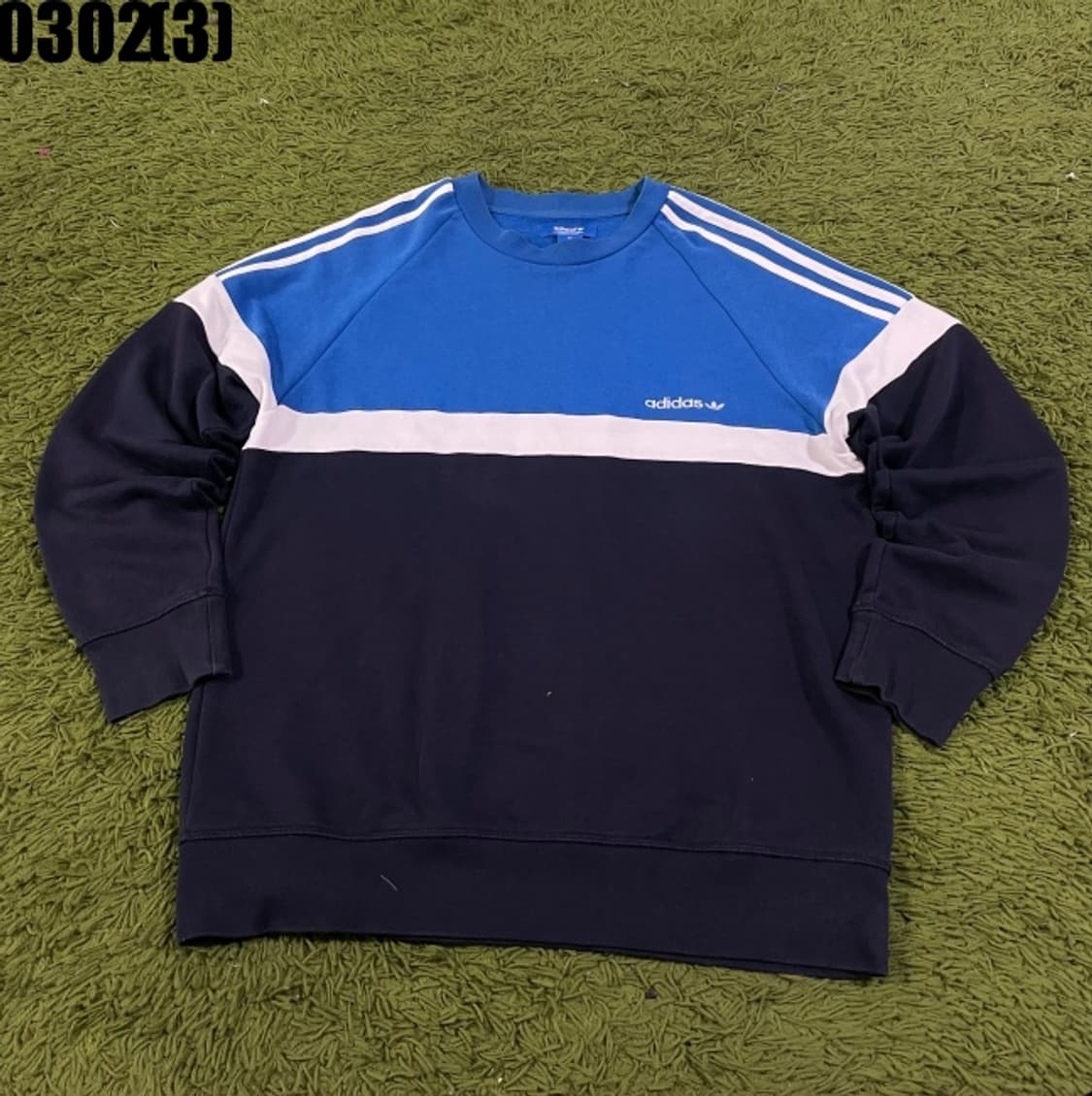 아디다스 맨투맨 상품이미지1