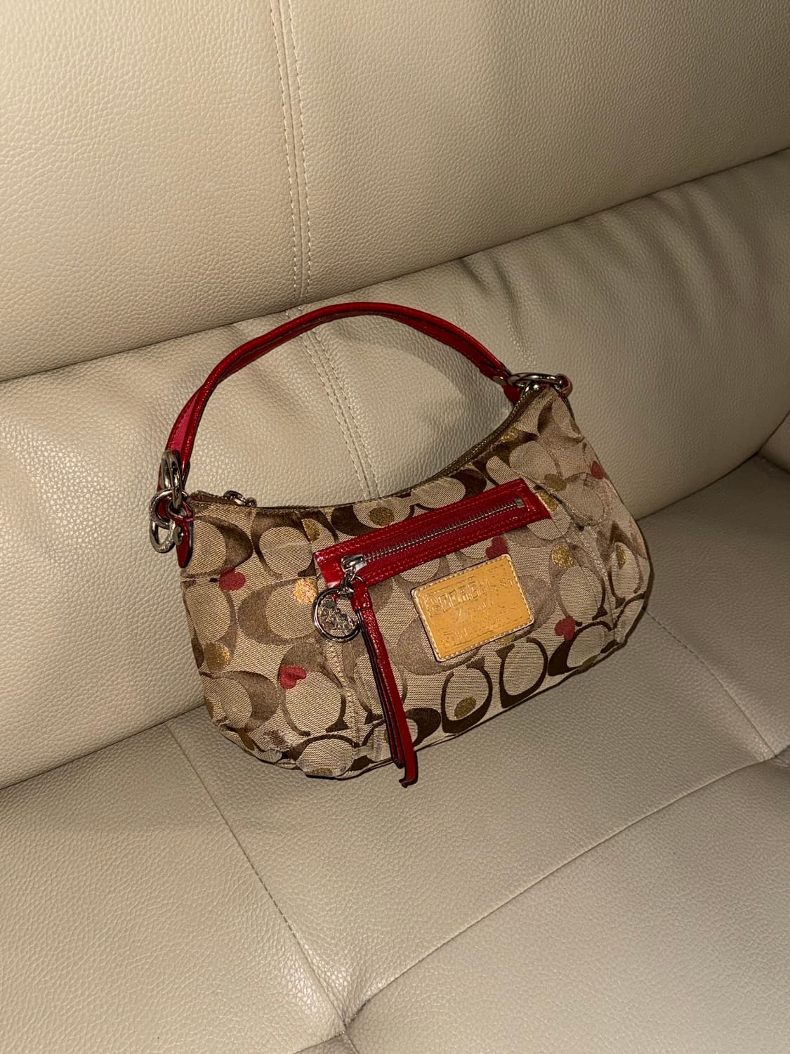 Coach heart pattern 2-way shoulder bag 상품이미지1