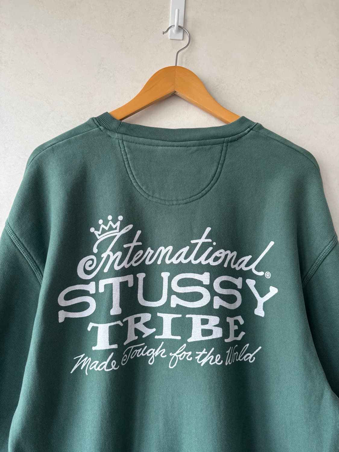 스투시 이스트 피그먼트 다이드 맨투맨 상품이미지9