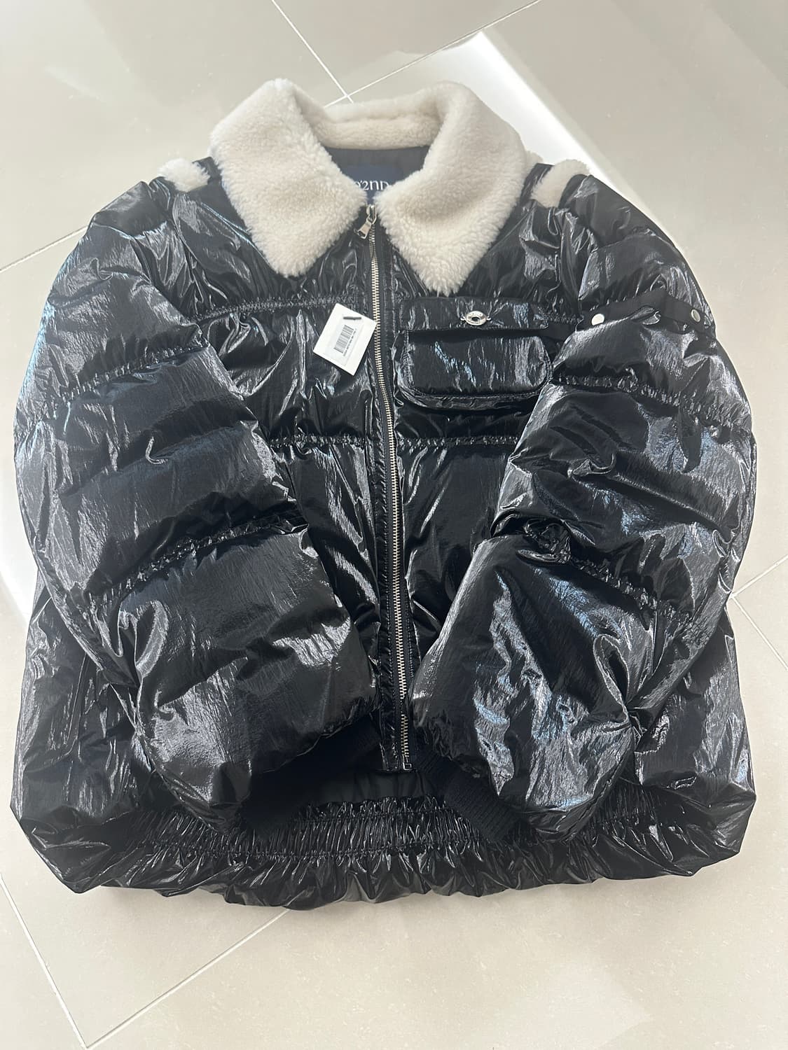 오즈세컨 블랙 숏패딩 상품이미지2