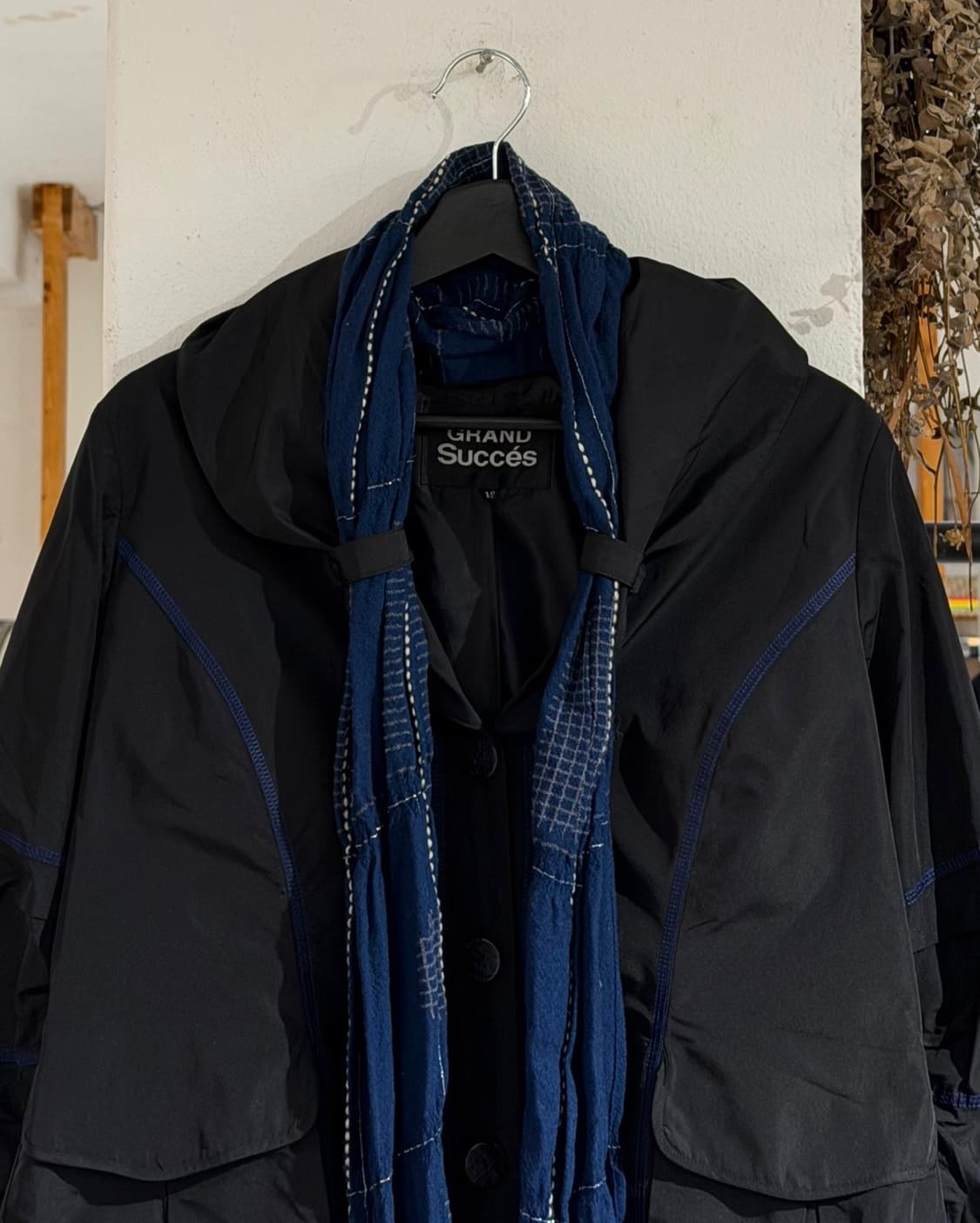 빈티지 블랙 게더링 슬리브 블루 스카프 자켓 상품이미지4