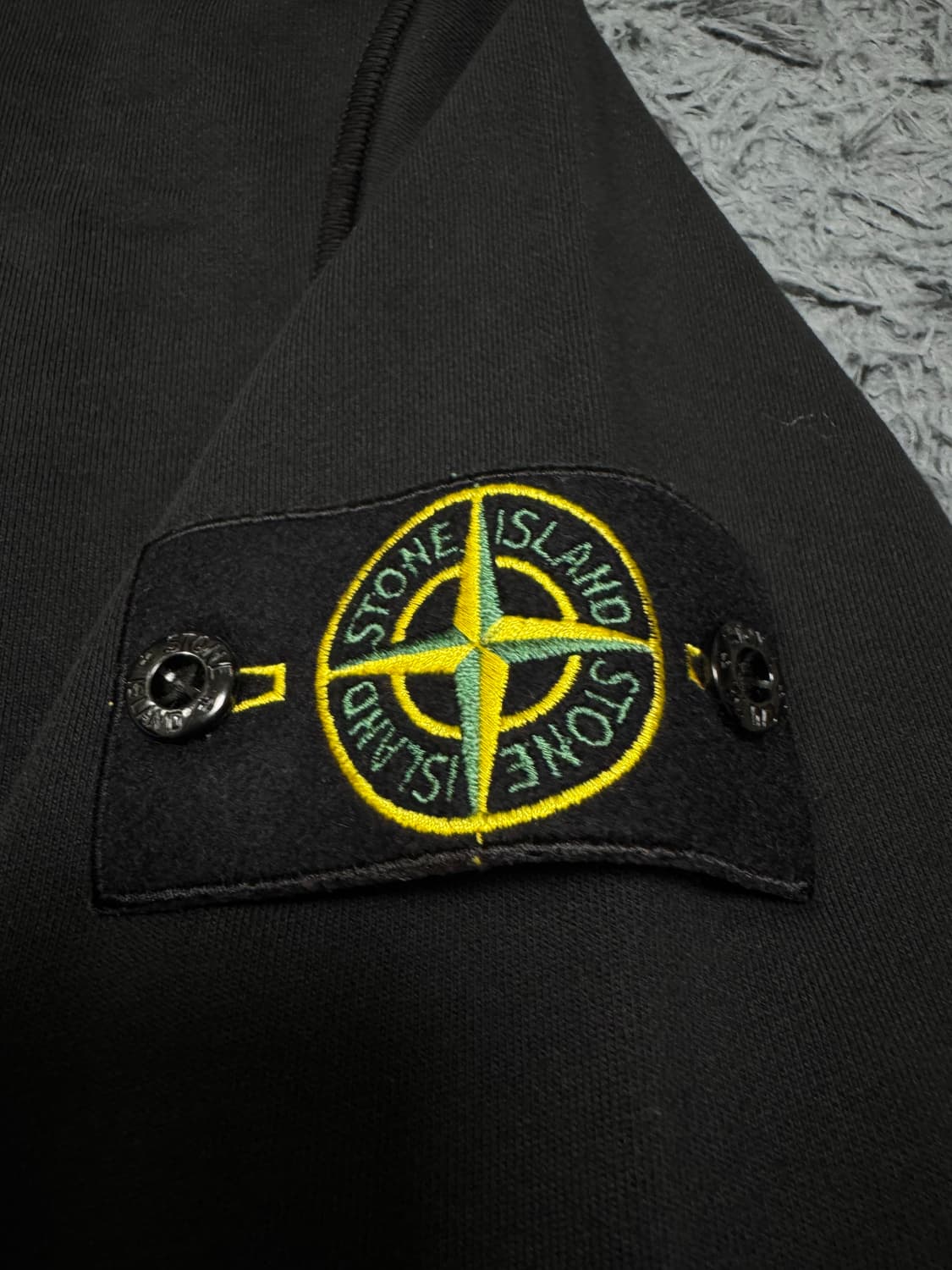 스톤아일랜드 집업 24FW M사이즈 새상품 상품이미지2