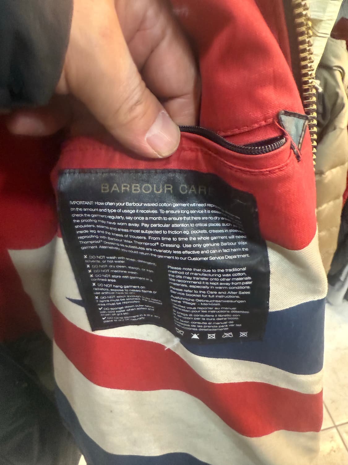 100 정품 바버 인터내셔널 왁싱 자켓 팝니다 상품이미지5