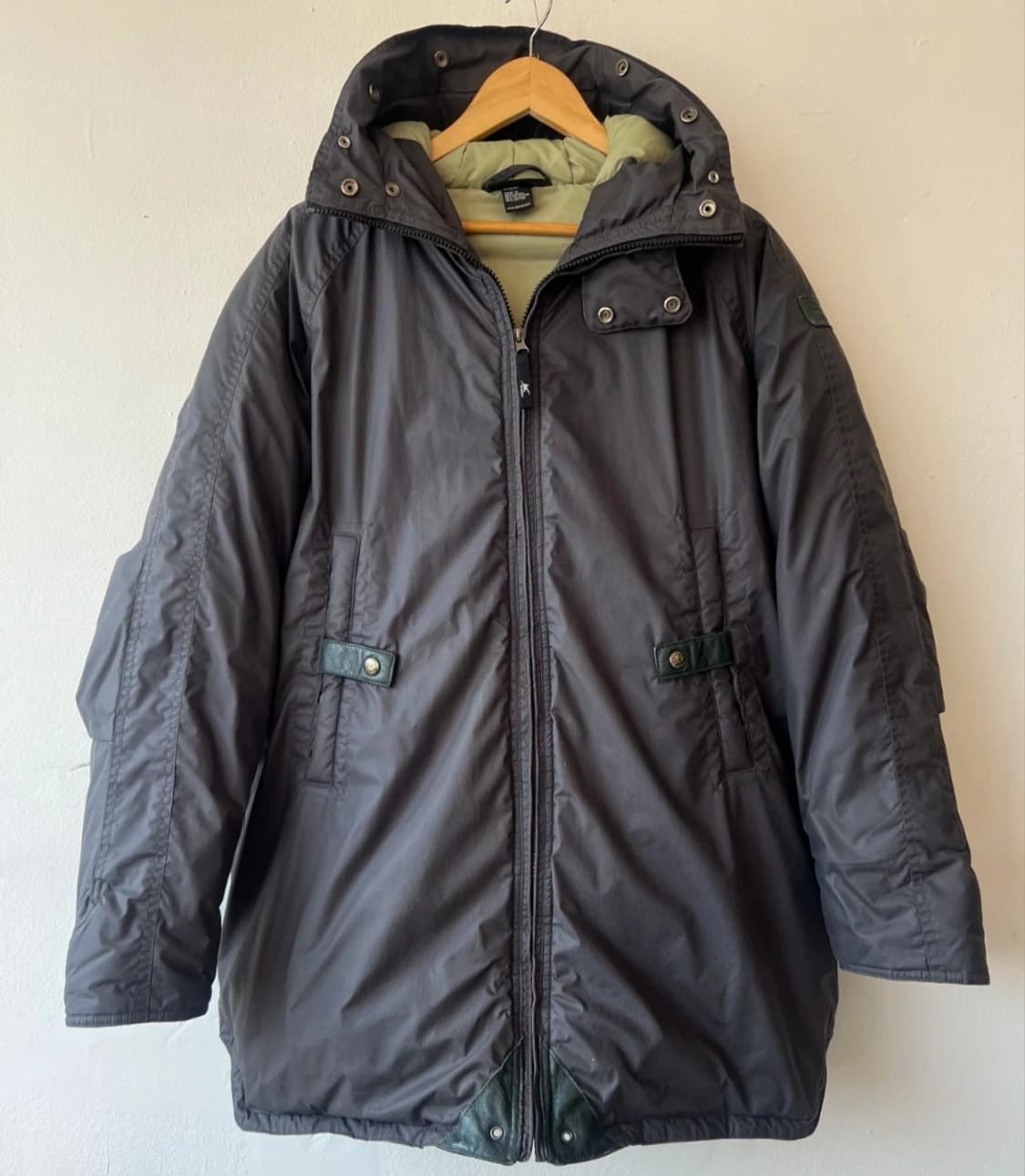 디젤 남성 차콜그레이 후드패딩점퍼 상품이미지1