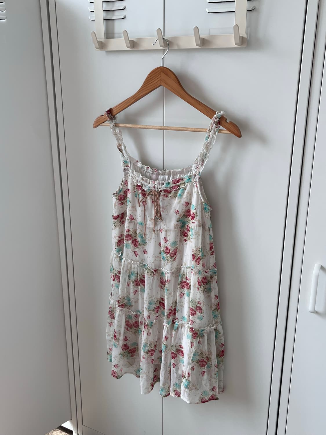  Olive fes olive 올리브데올리브 장미꽃 프릴 원피스 상품이미지1