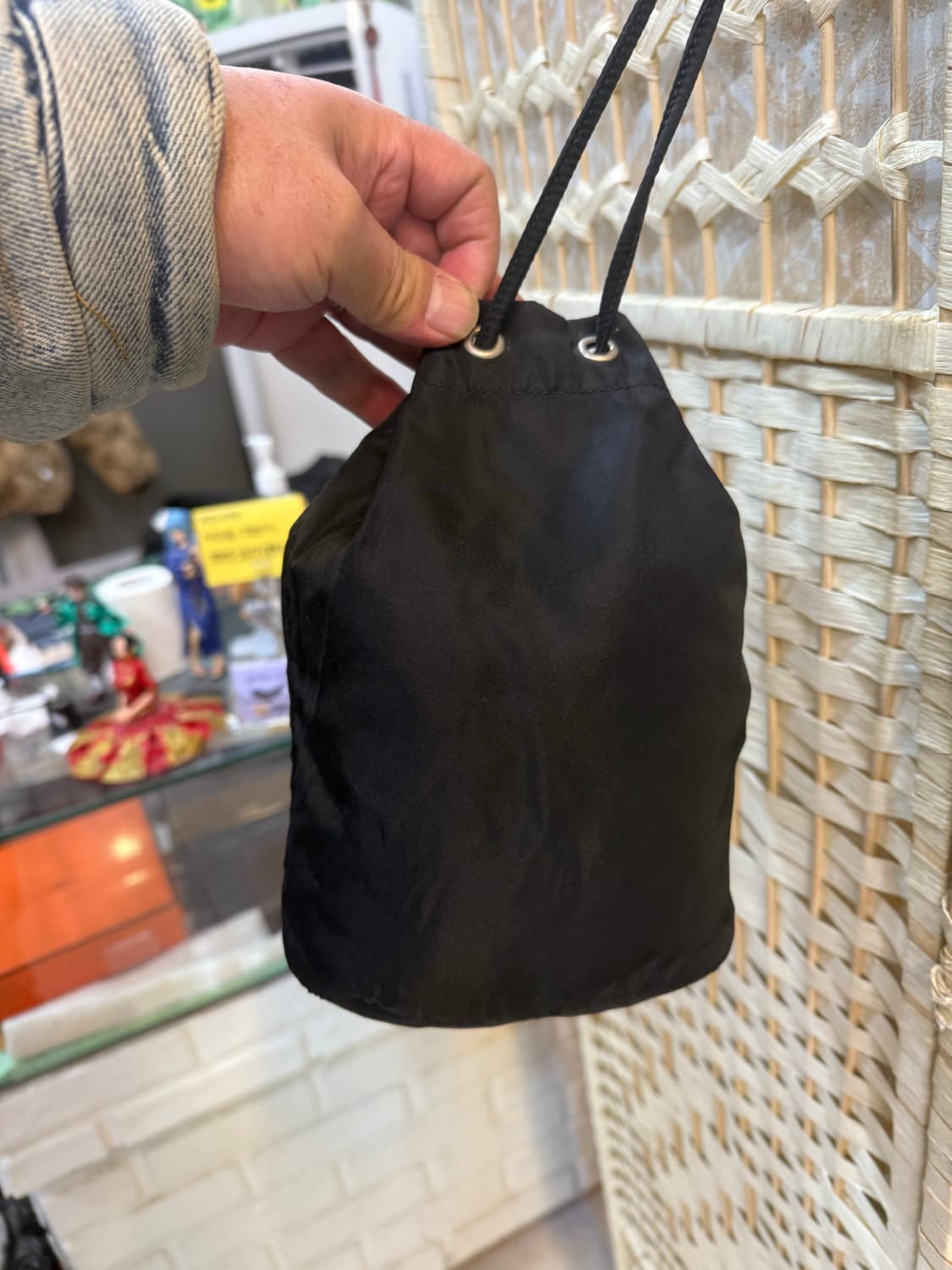 정품 프라다 나일론 미니 파우치 버킷백 팝니다 상품이미지4