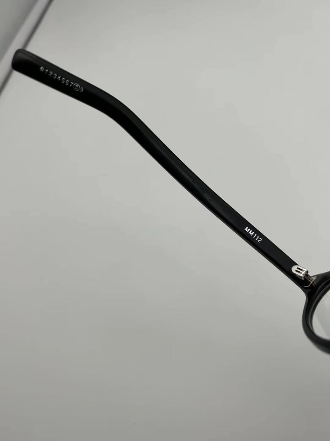 새싱품급판매 젠틀몬스터x메종마르지엘라 패션안경 MM112 01 상품이미지3