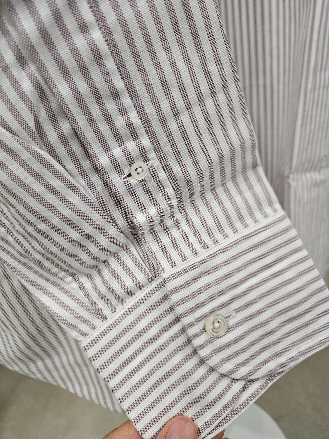 톰포드 스트라이프 셔츠 44 상품이미지3