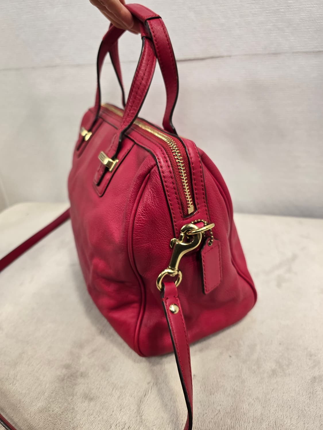 코치 테일러 가죽 사첼백 숄더백 토트백 상품이미지4