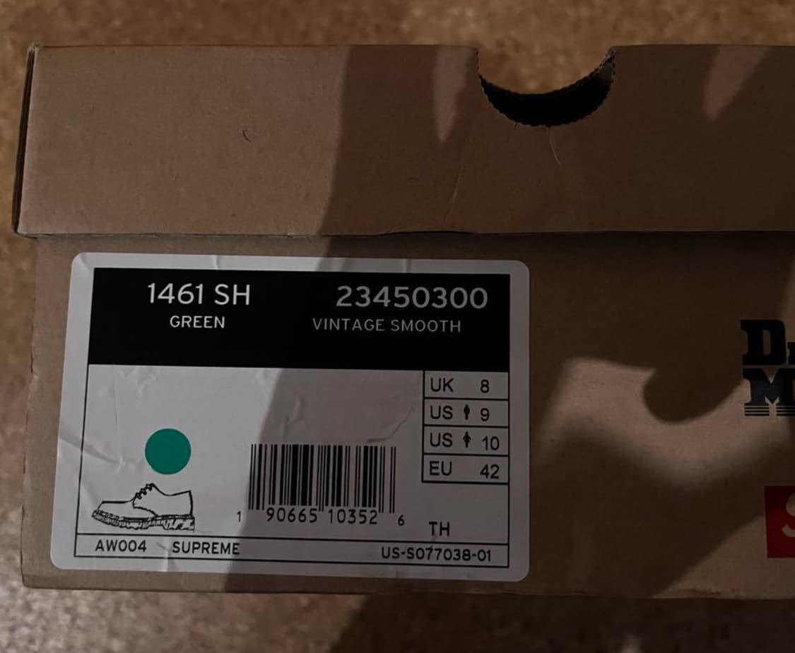 Dr.martens x Supreme Sacred Heart Green 상품이미지8