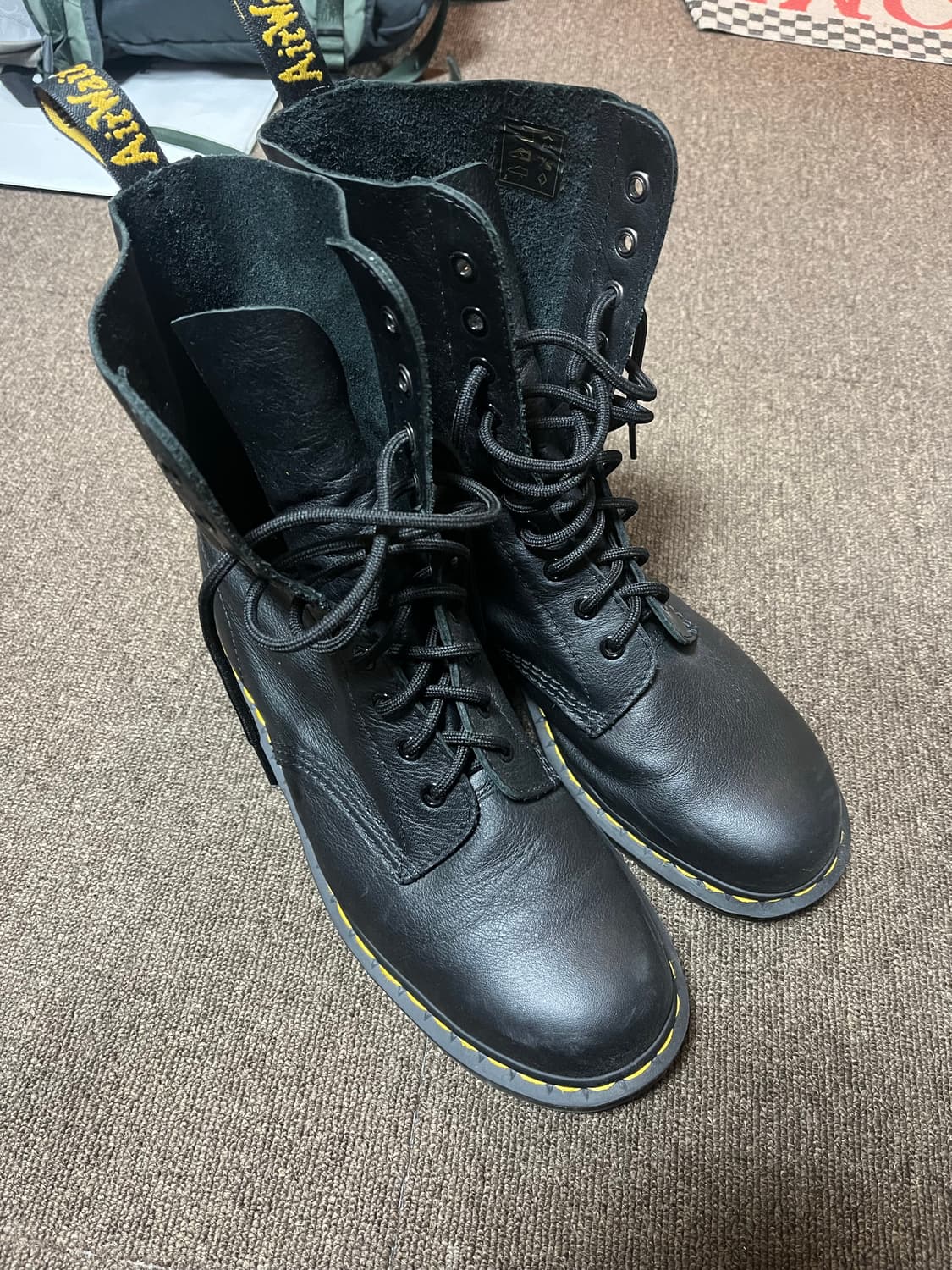 닥터마틴 10홀 버지니아 상품이미지1