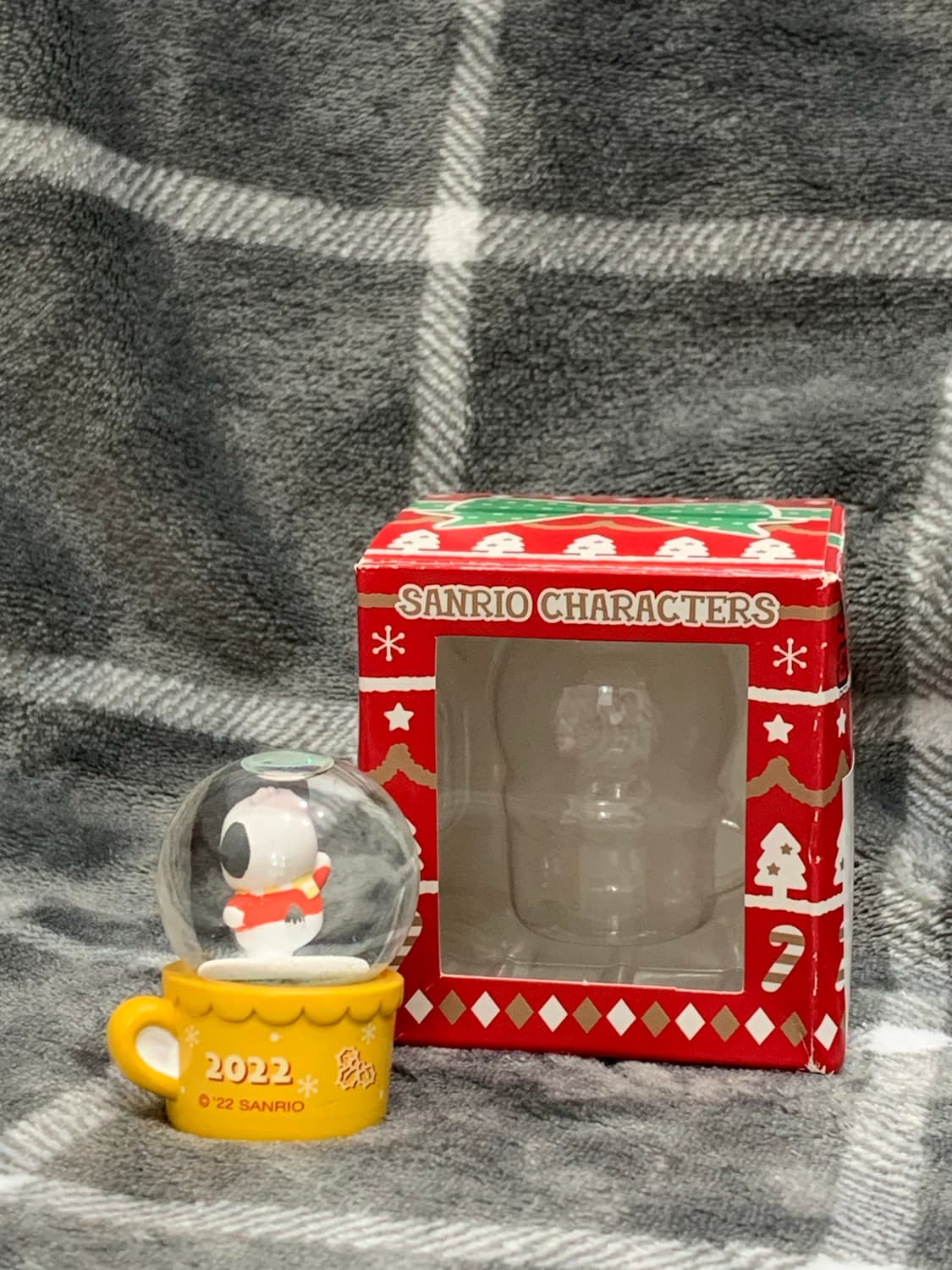 산리오 포차코 2022 미니 스노우볼 스노우글로브 상품이미지2