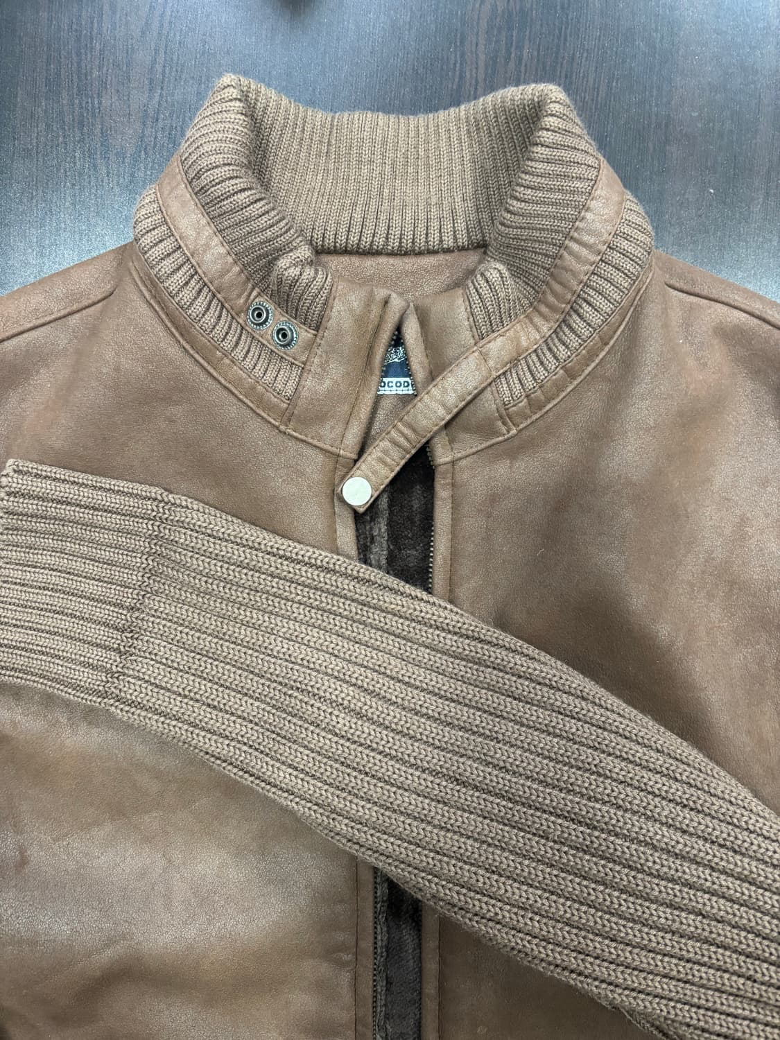 크로커다일 브라운 가죽 니트 배색 점퍼 상품이미지2