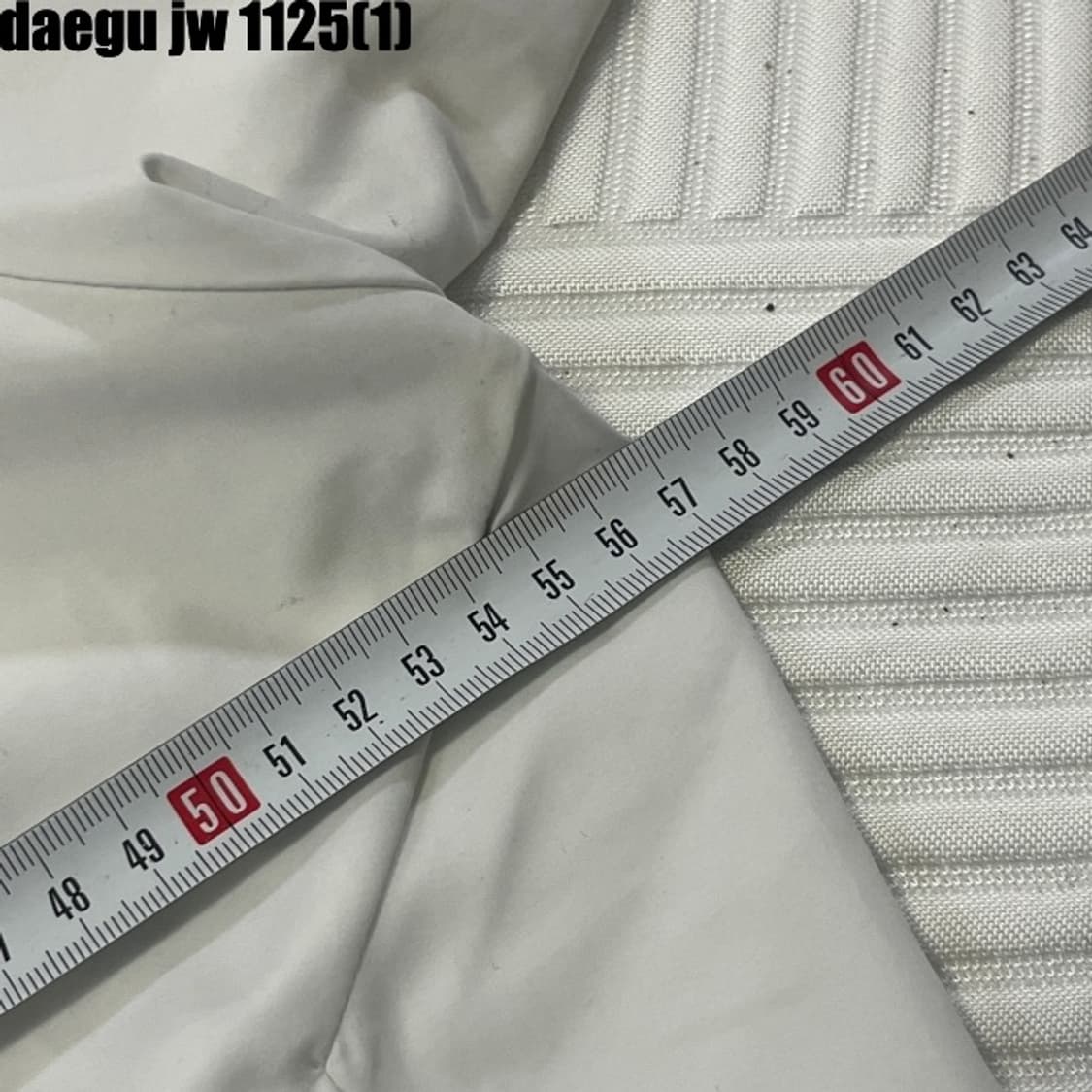 나이키 화이트 러닝 바람막이 상품이미지6