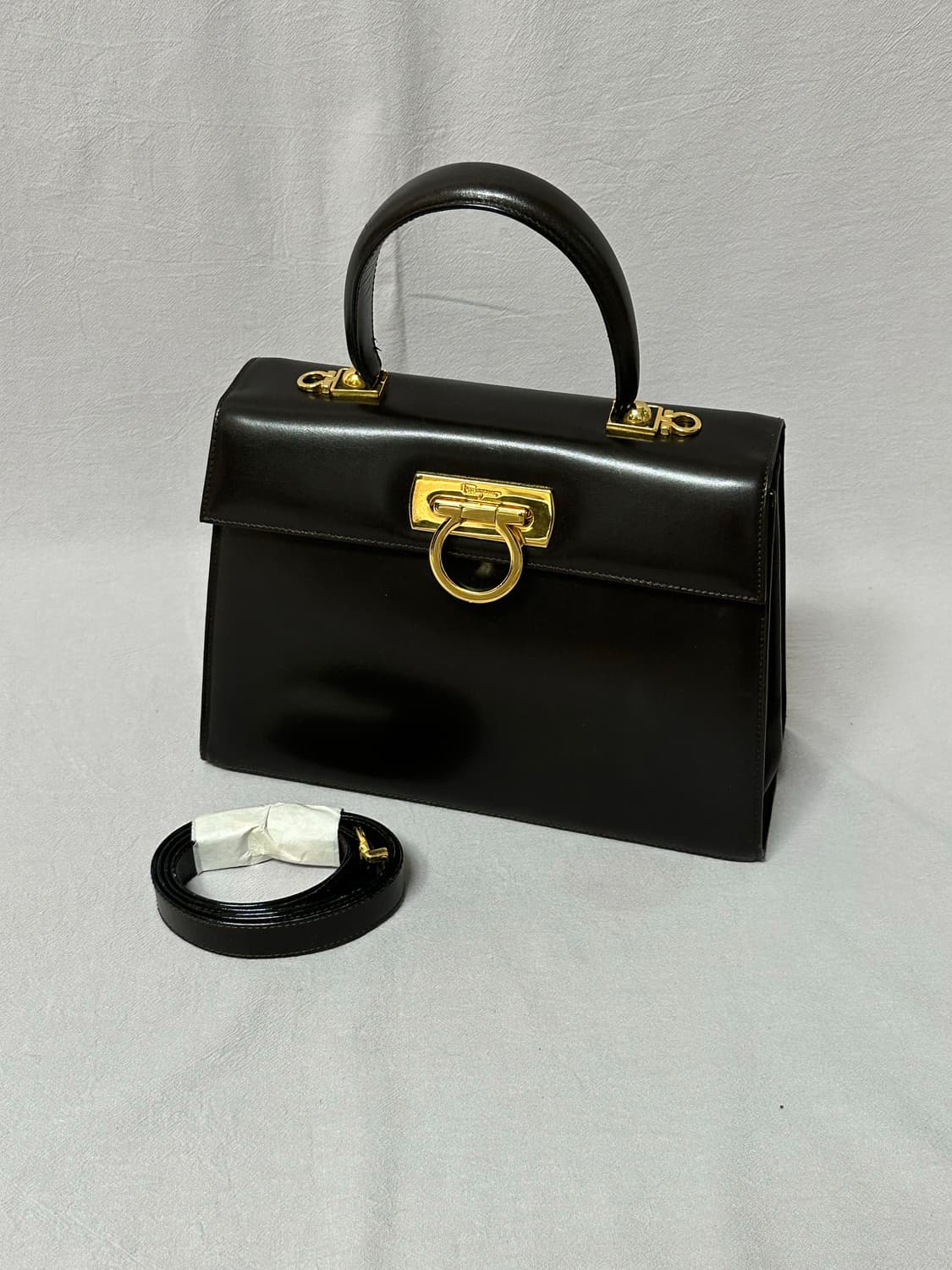 페라가모 간치니 켈리백 토트백 크로스백 차정원백 상품이미지4