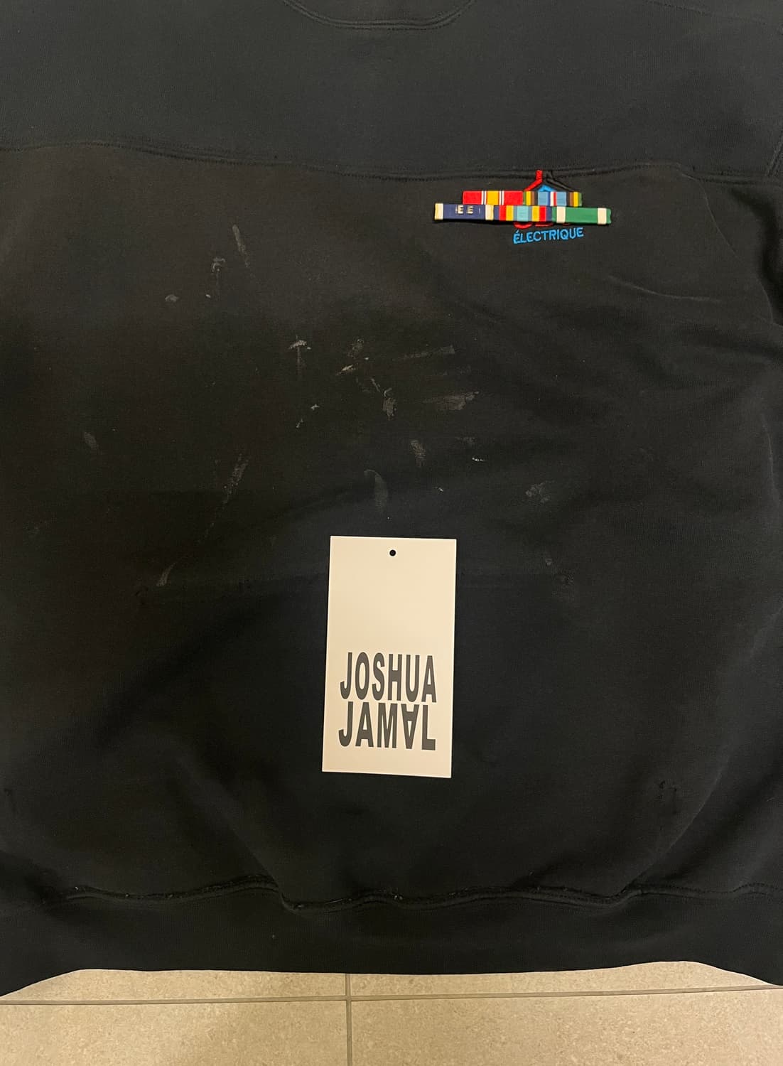 JOSHUA JAMAL  INSIGNIA CREWNECK BLACK 상품이미지4