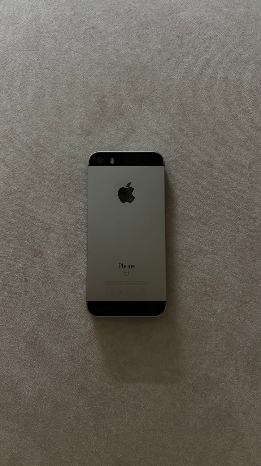 아이폰 se 스페이스 그레이 32GB 배터리 효율 100 상품이미지1