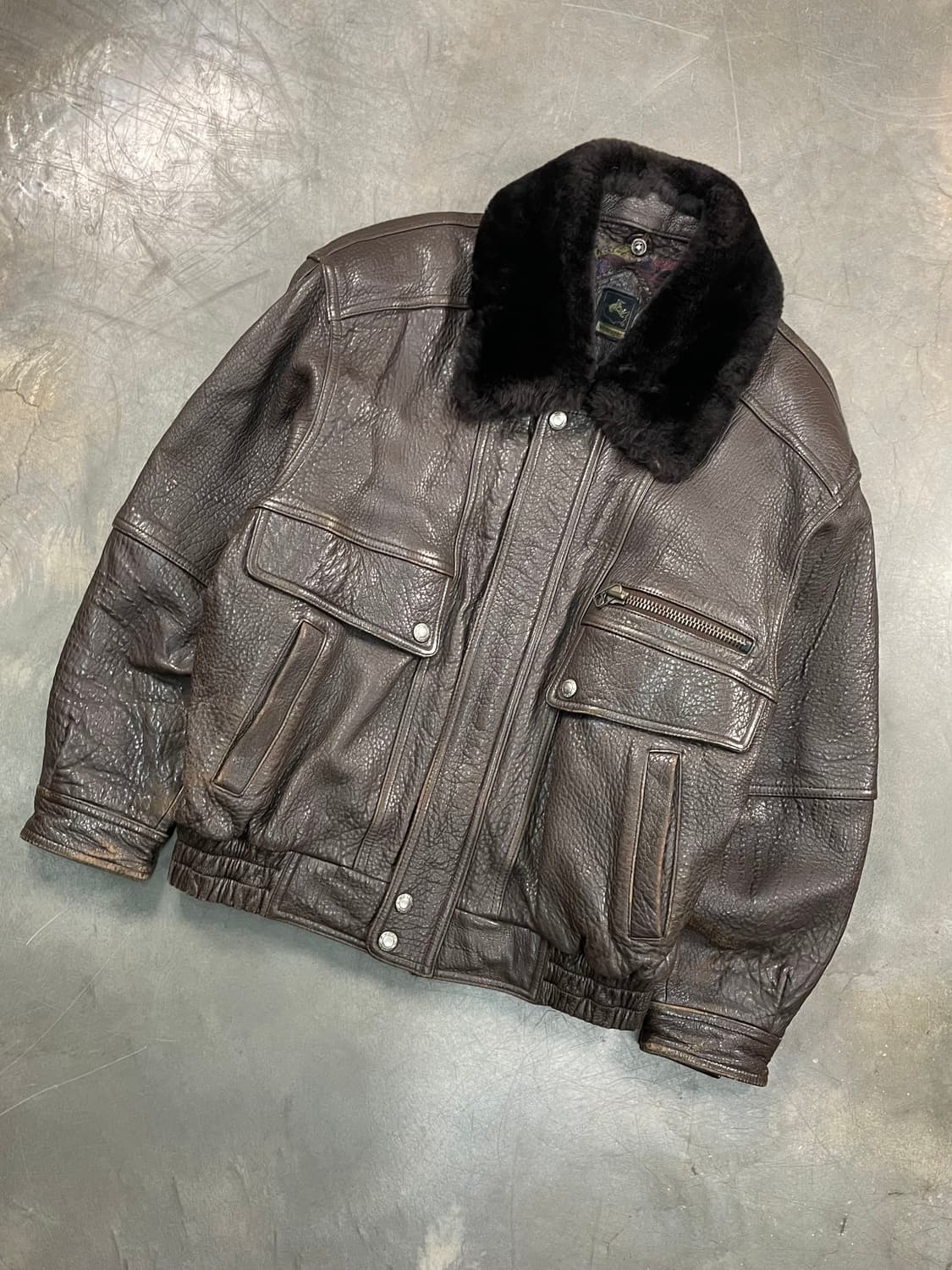 90s 랭글러 쉽스킨 A2 봄버 자켓 상품이미지2