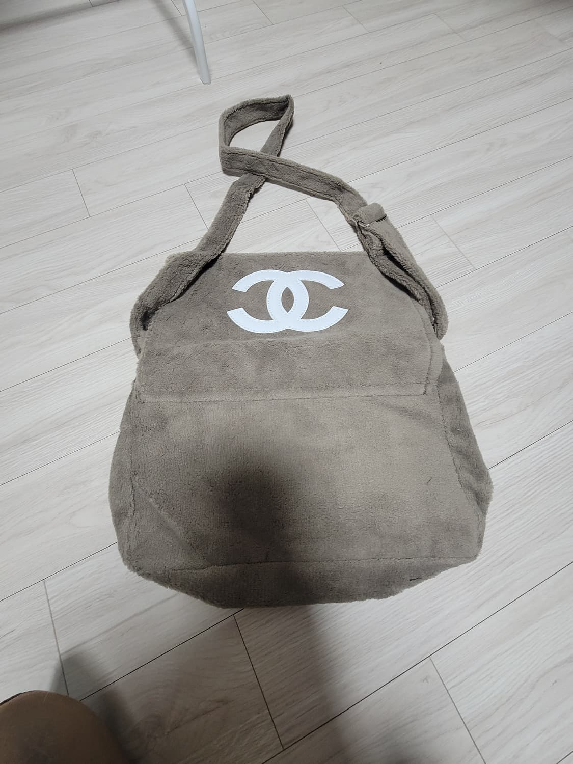 샤넬 타올 크로스백 상품이미지5