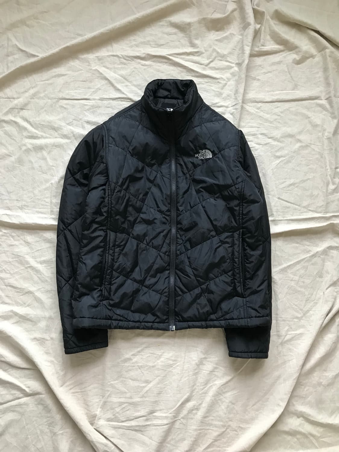 노스페이스 로고 블랙 경량 패딩 상품이미지4