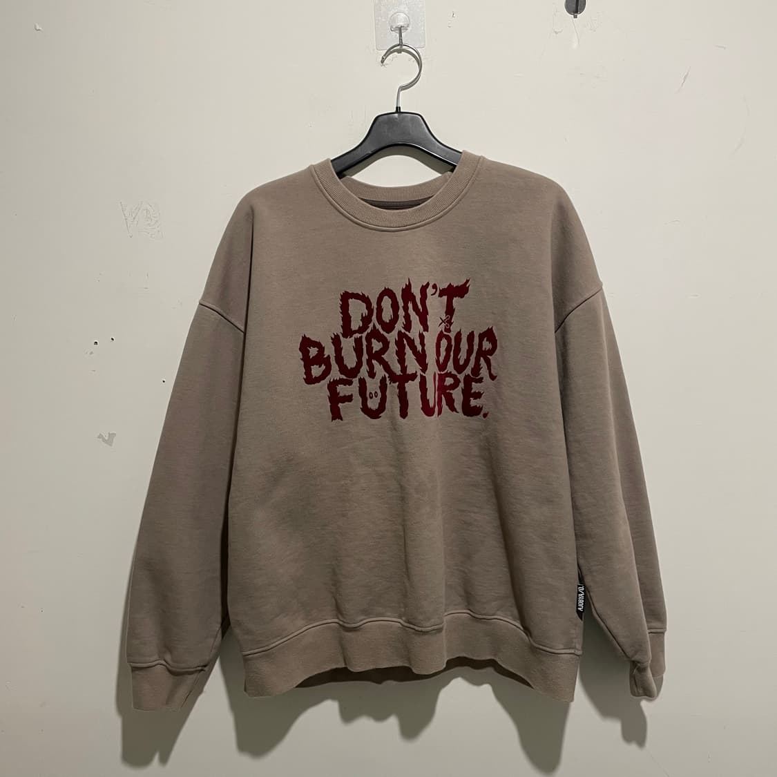 아조바이아조 맨투맨 상품이미지1