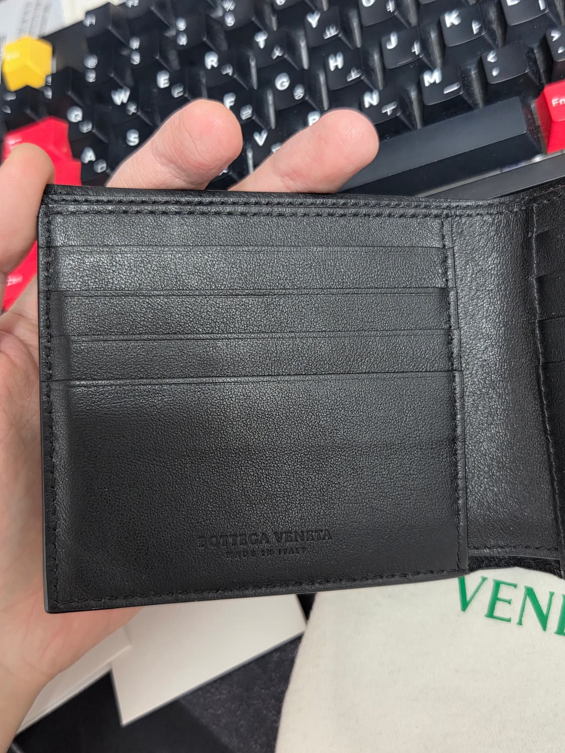 보테가베네타 인트레치아토 반지갑 상품이미지7