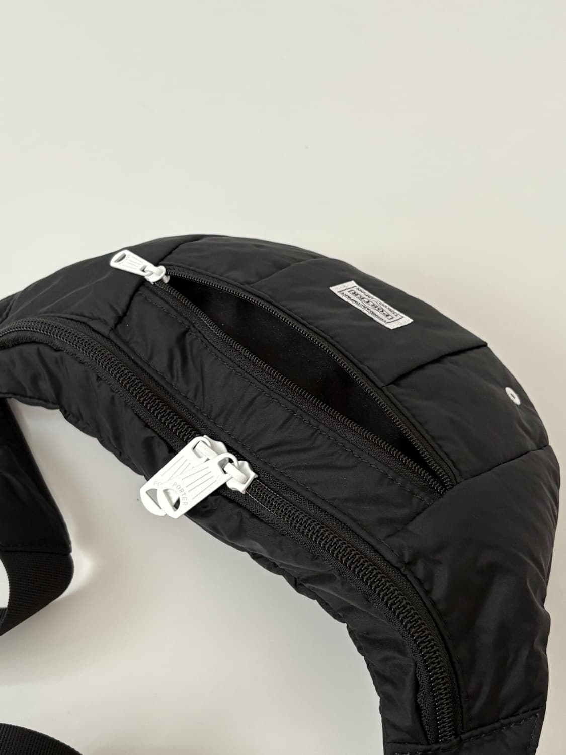Cue Waist Bag (Black) 상품이미지7