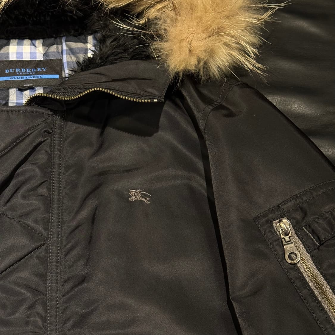 버버리 블루라벨 퍼 봄버자켓 상품이미지3