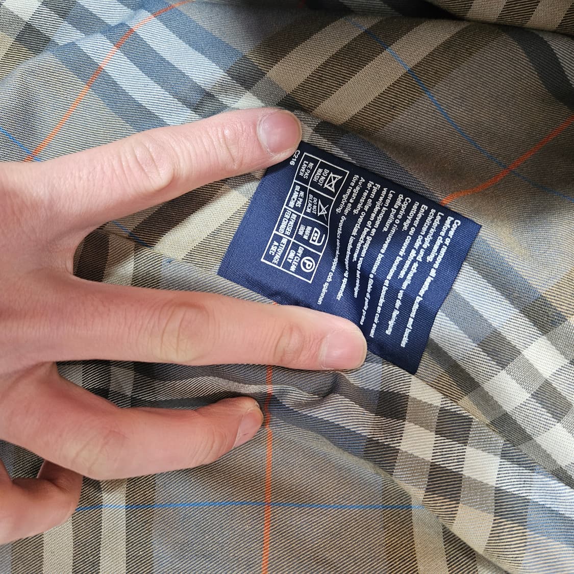 버버리(BURBERRYS) in London 내피탈착 루즈핏 트렌치코트 상품이미지10