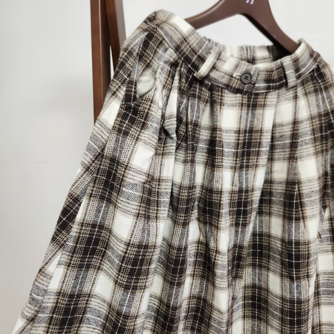 브라운 아이보리 체크 롱스커트 상품이미지2