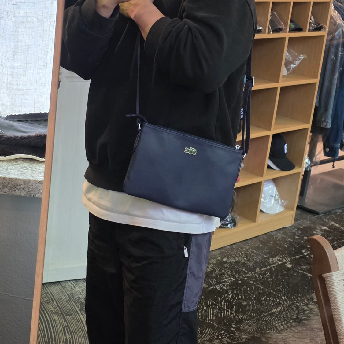 라코스테 크로스백  상품이미지2