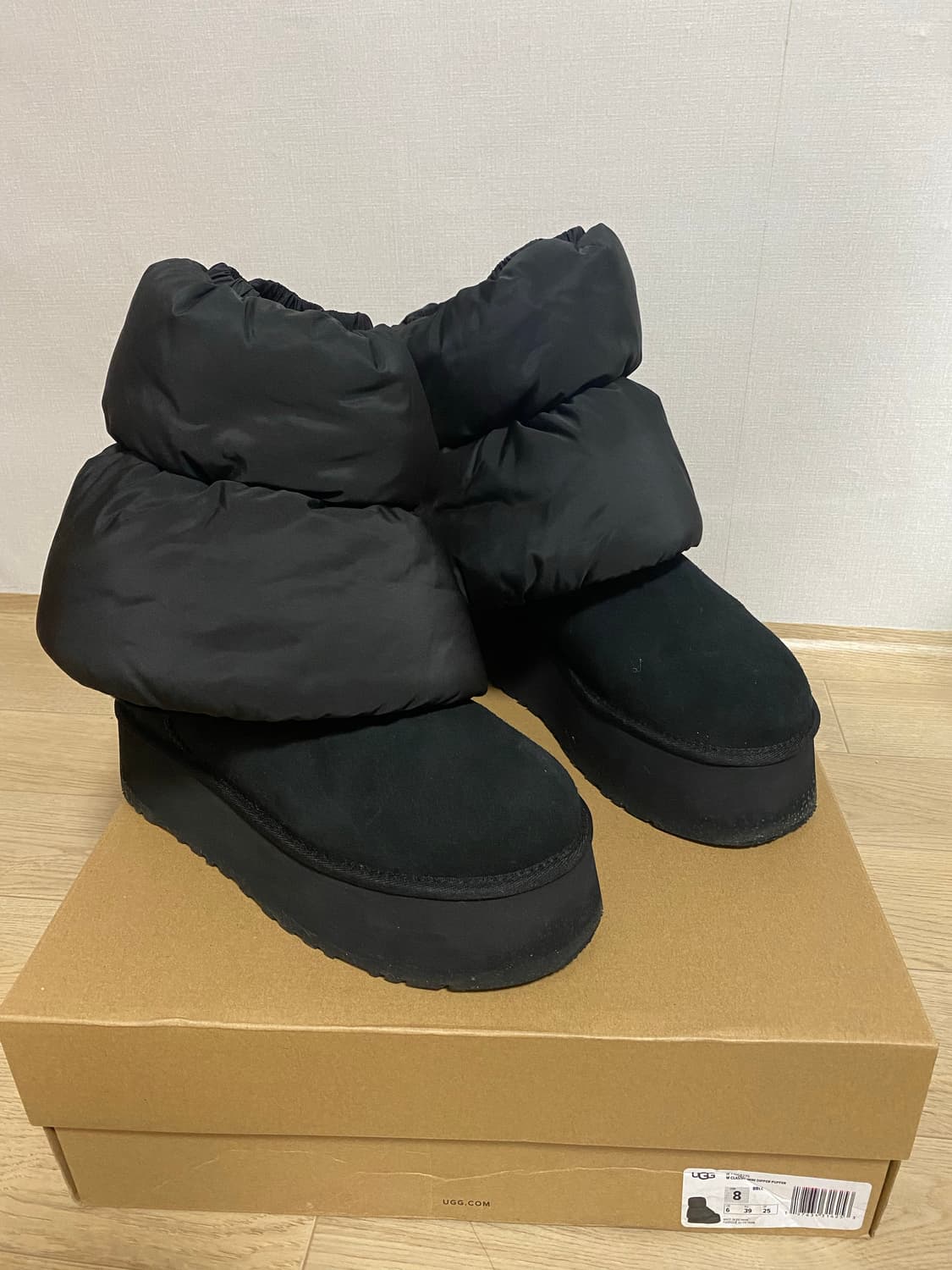 Ugg 미니리퍼 상품이미지1