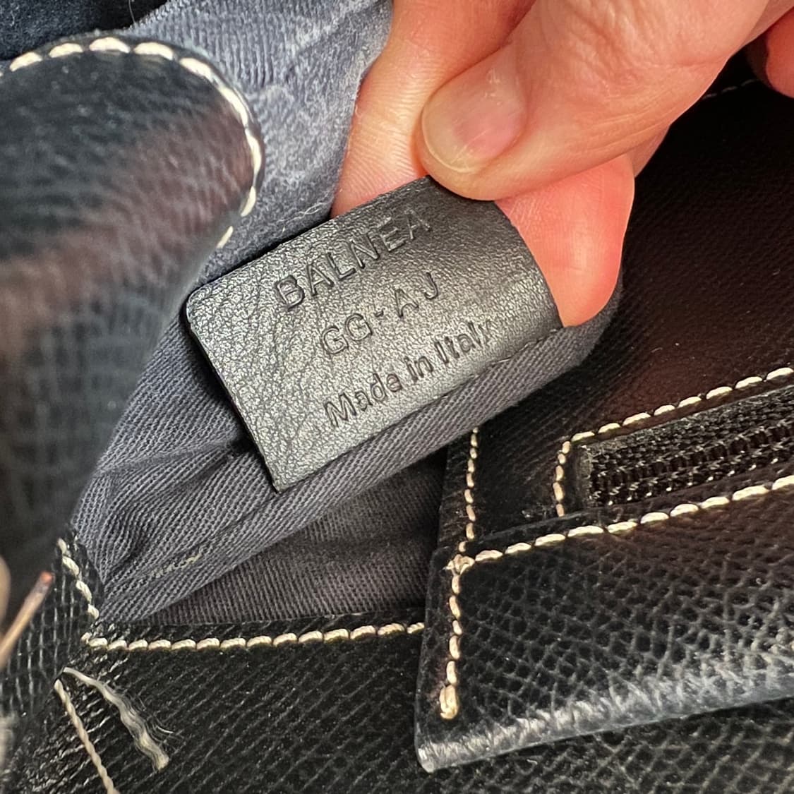 발리 블랙 레더 숄더백 상품이미지9