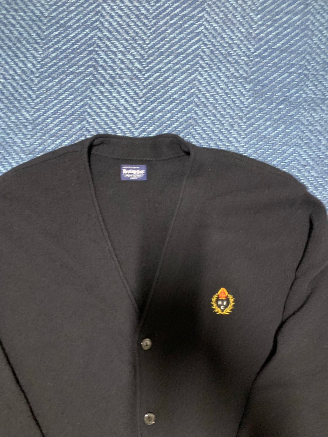 헤리티지플로스 울 크레스트 가디건 블랙 m 상품이미지2