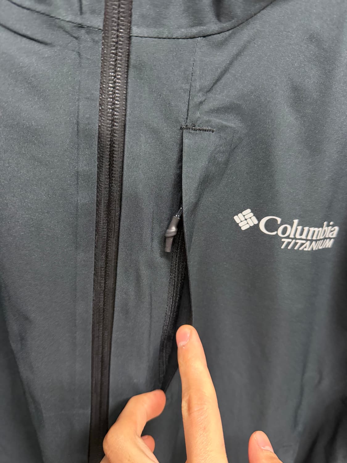 [XL] 컬럼비아 앰플리 바람막이 자켓 블랙 상품이미지4