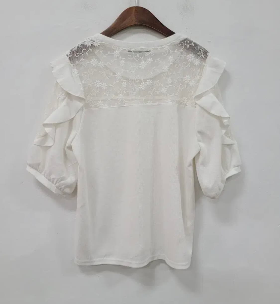 ingni 잉그니 프릴 레이스 반팔 블라우스 /스나계양산형양지뢰히메갸루 상품이미지2