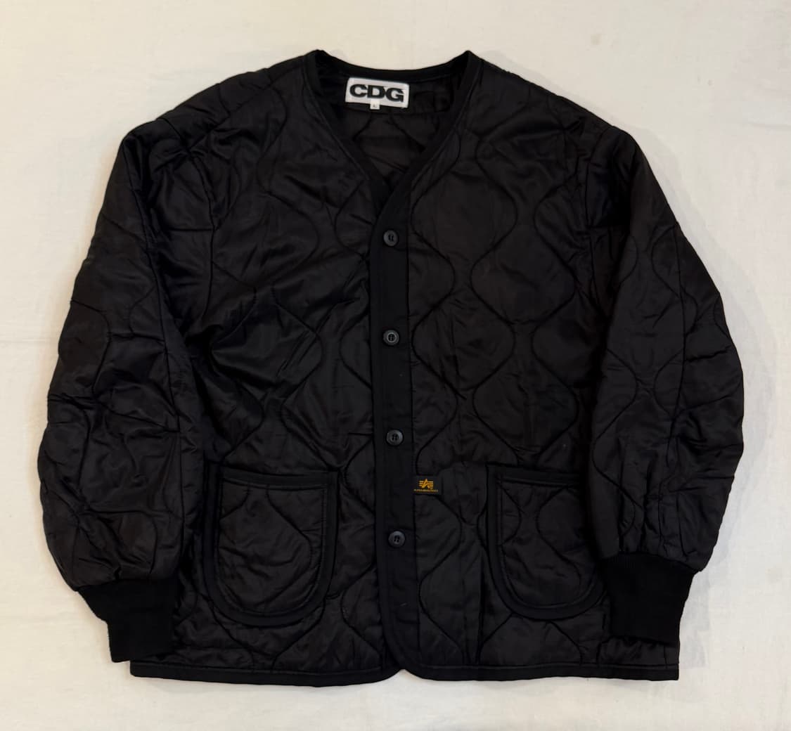 꼼데가르송 CDG X 알파인더스트리 퀼팅 라이너 자켓 블랙 상품이미지3