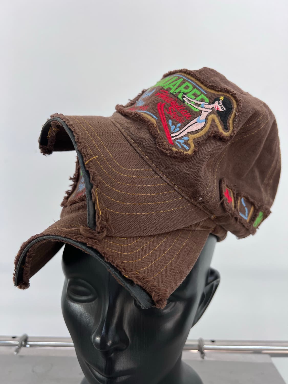 디쑤퀘 숏창 캡  상품이미지7