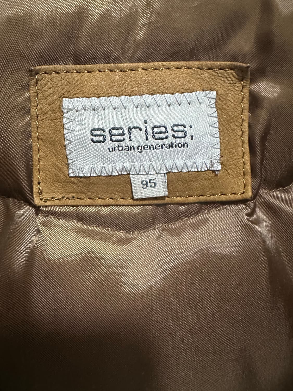 시리즈 라파예트 가죽 패딩 자켓 상품이미지4