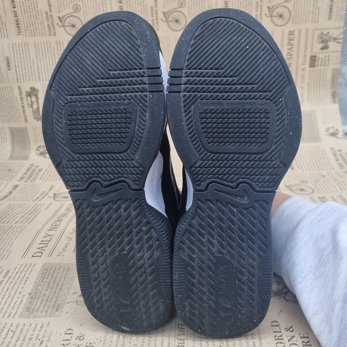 나이키 에어맥스 알파트레이너5 운동화250 상품이미지3