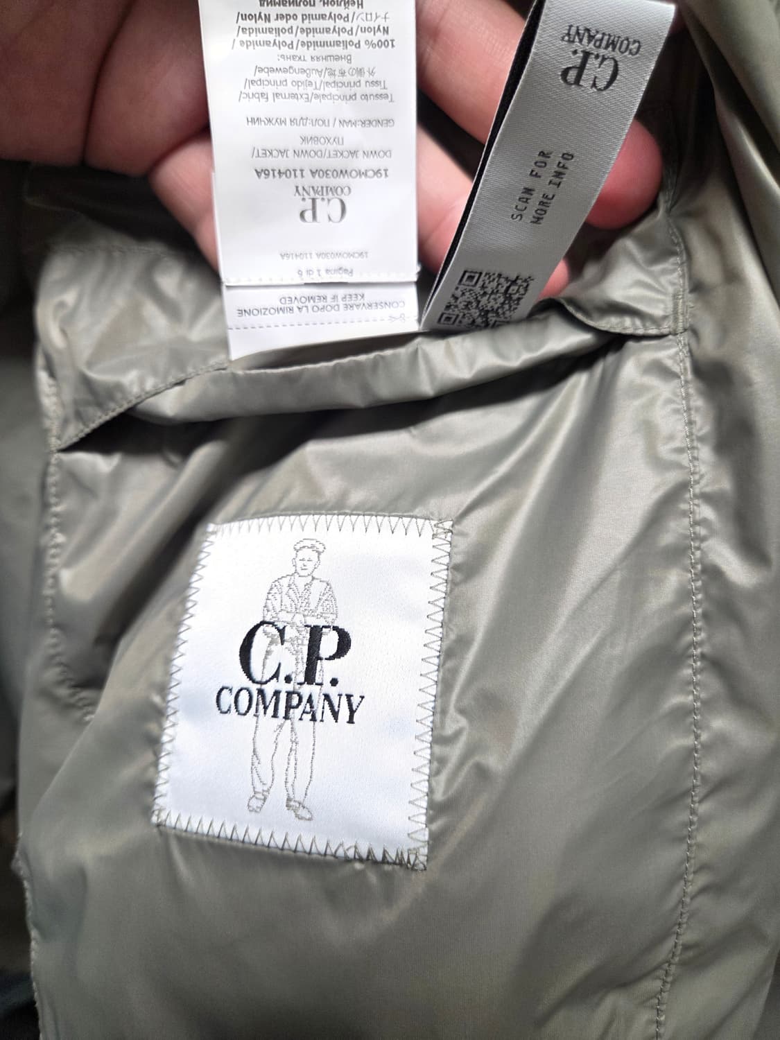 CP컴퍼니 DD쉘 경량 펀가이 그레이 XXL팝니다 상품이미지4