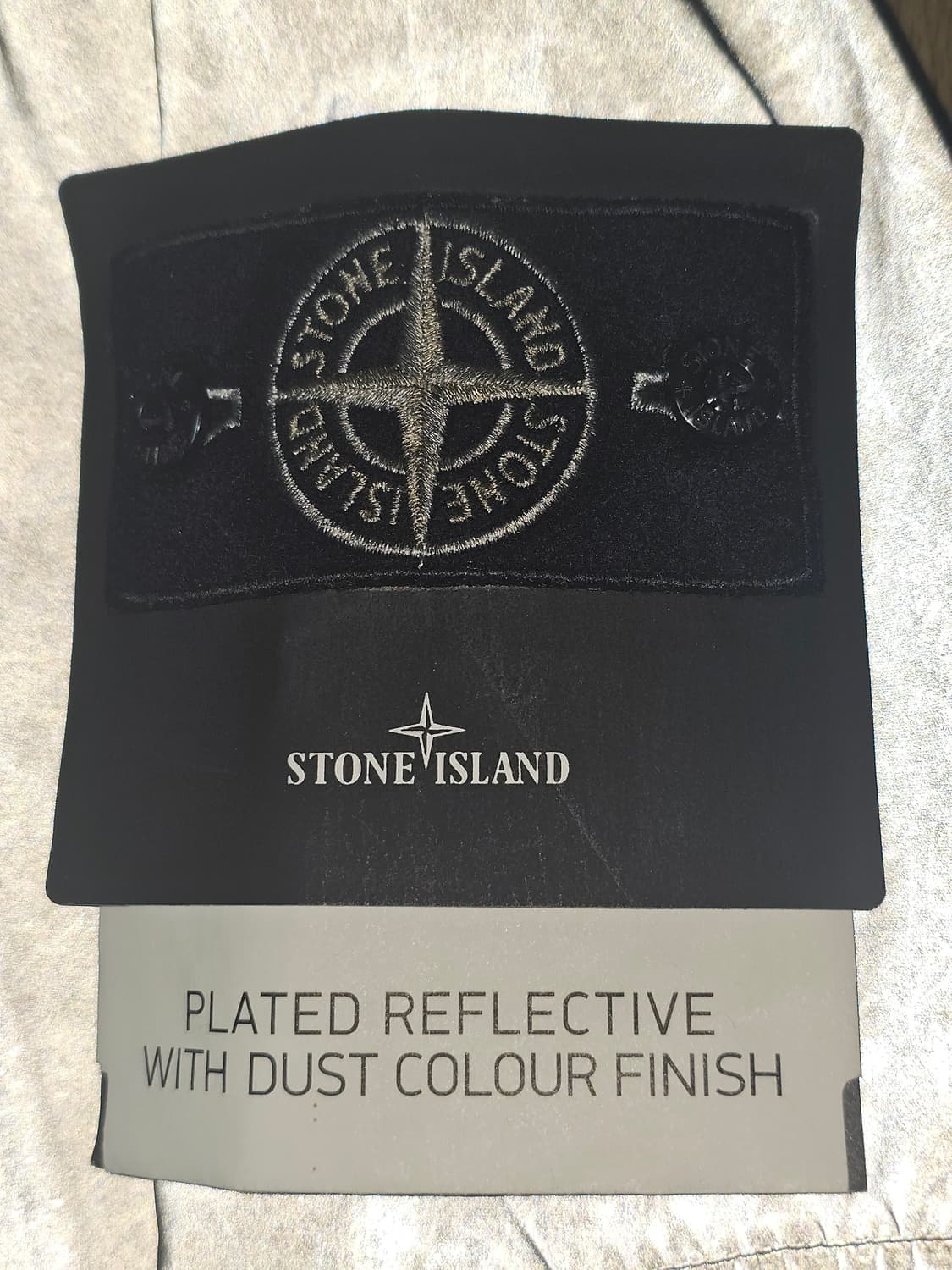 스톤아일랜드 플레티드 리플렉티브 더스트 피니시 자켓 상품이미지5