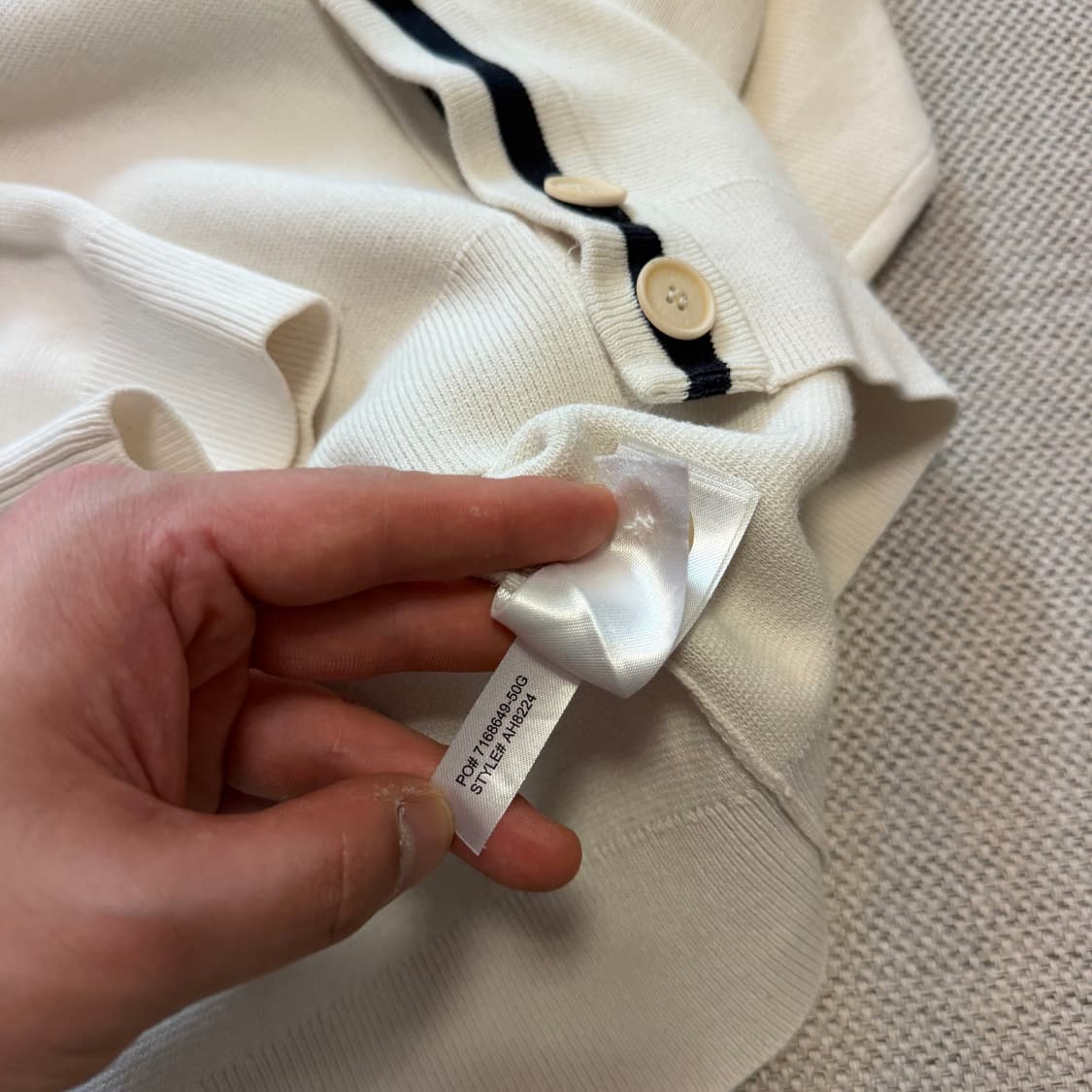 라코스테 브이넥 가디건 상품이미지4