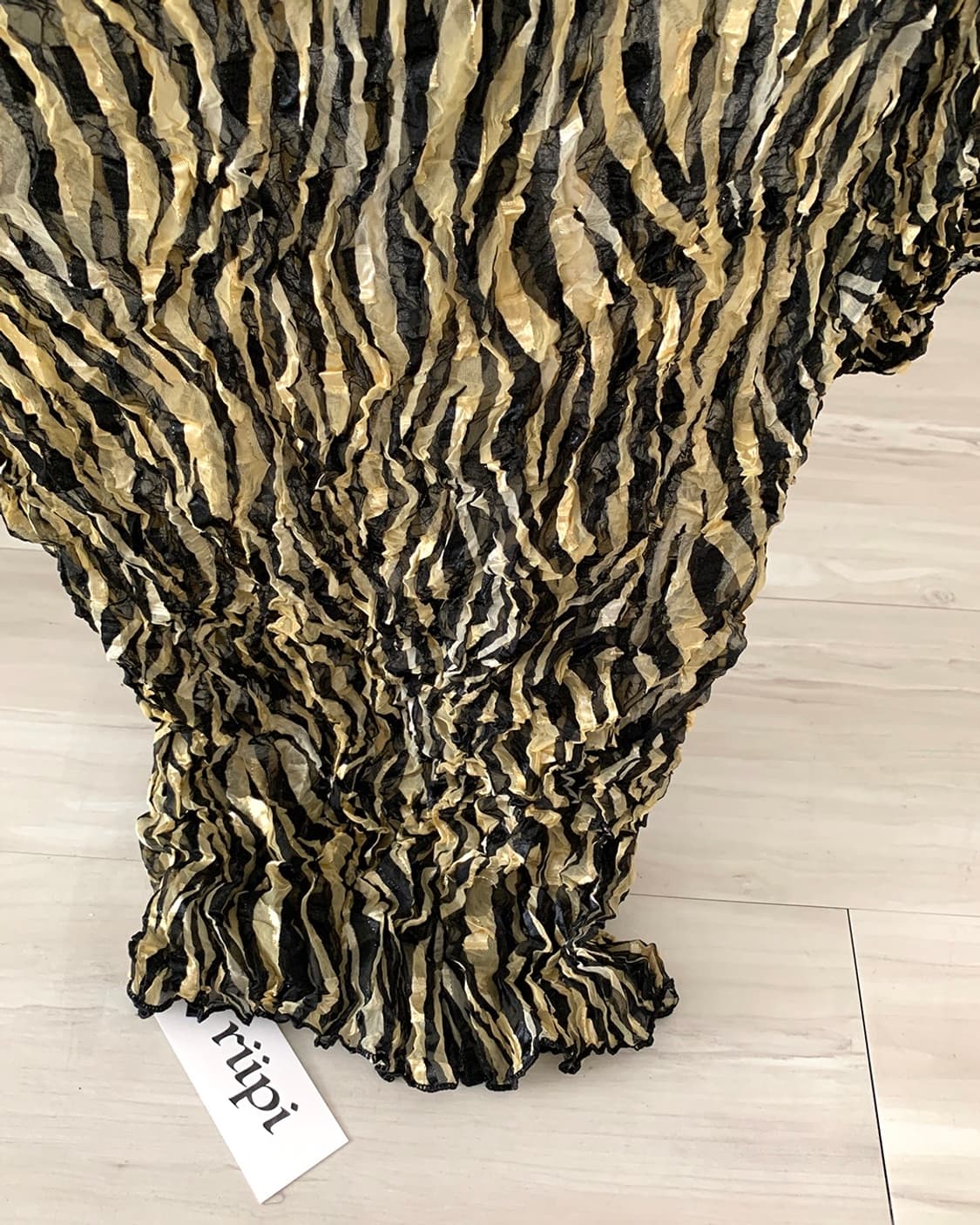 Zebra crinkle pleated top  상품이미지9