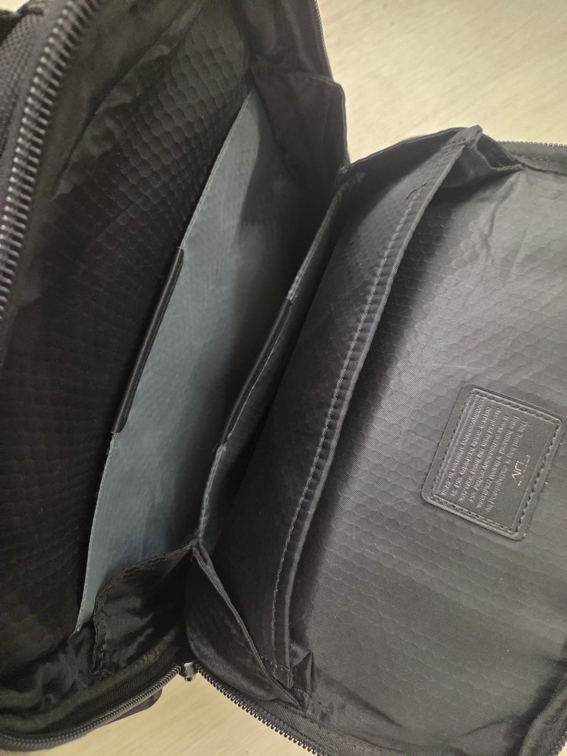 투미 알파브라보 셰퍼드 디럭스 브리프백 상품이미지9