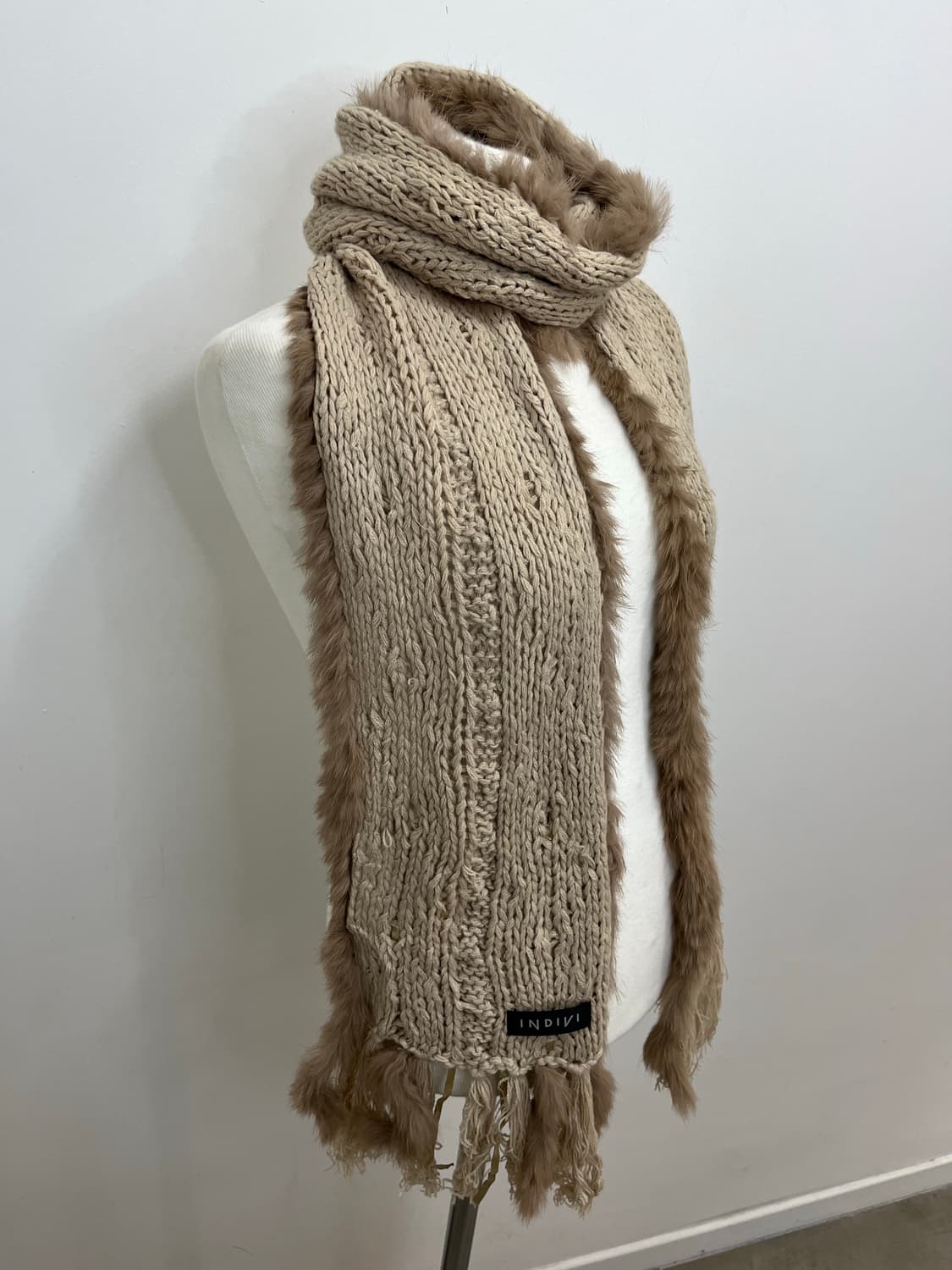 일본 빈티지 갸루 베이지 퍼 테슬 머플러  상품이미지4